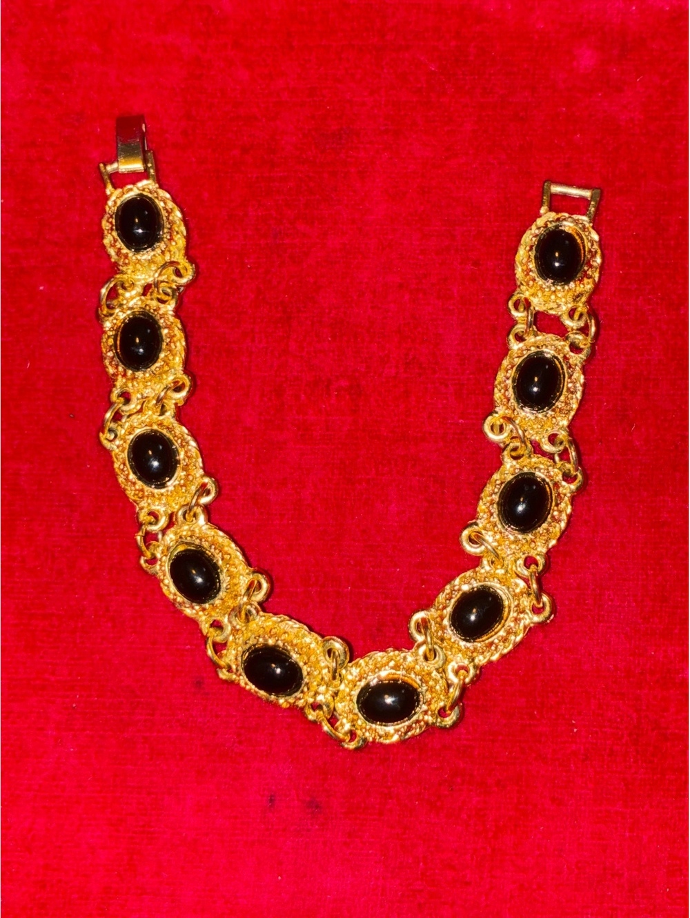 Vintage Hollywood Regency Gold-Tone & Black Cabochon Link Bracelet